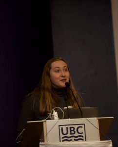 Sarah presenting during her oral talk.